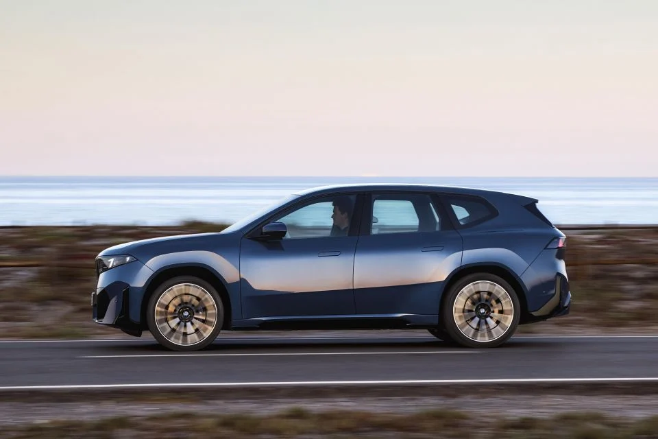 BMW Challenges EU's Combustion Engine Ban with Promise of Parity in EV and ICE Technologies
