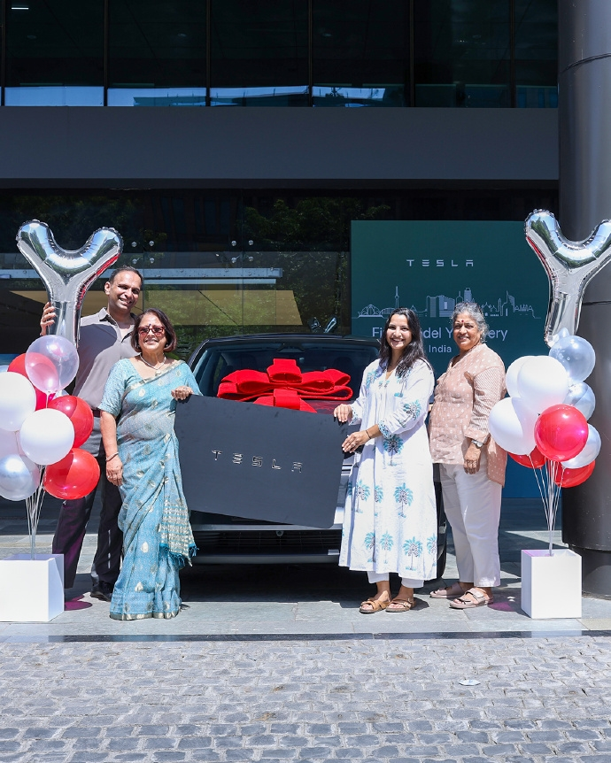 Tesla Begins Model Y Deliveries in India Amidst High Tariffs
