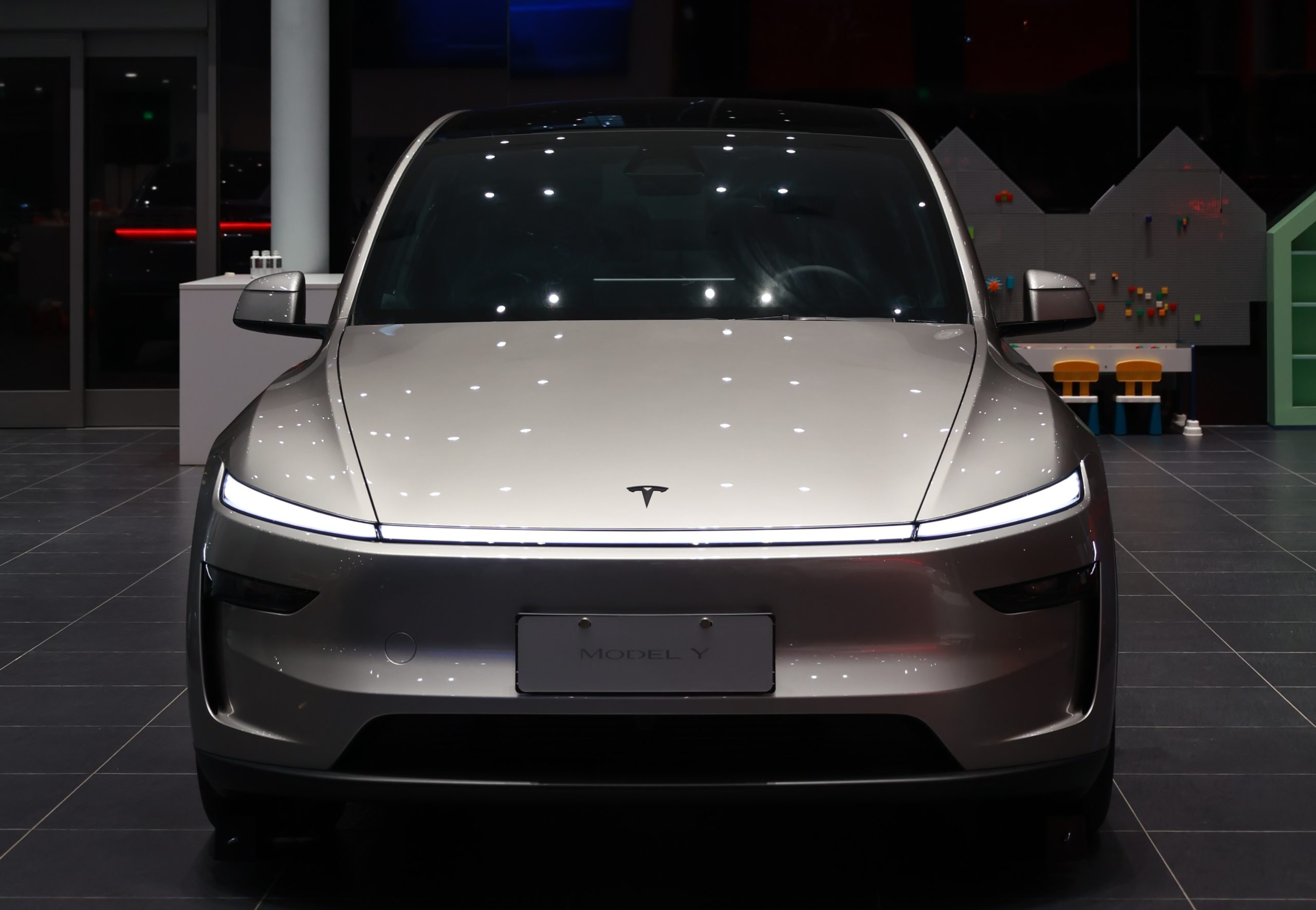 Tesla Enhances Service Transparency with iOS App Update
