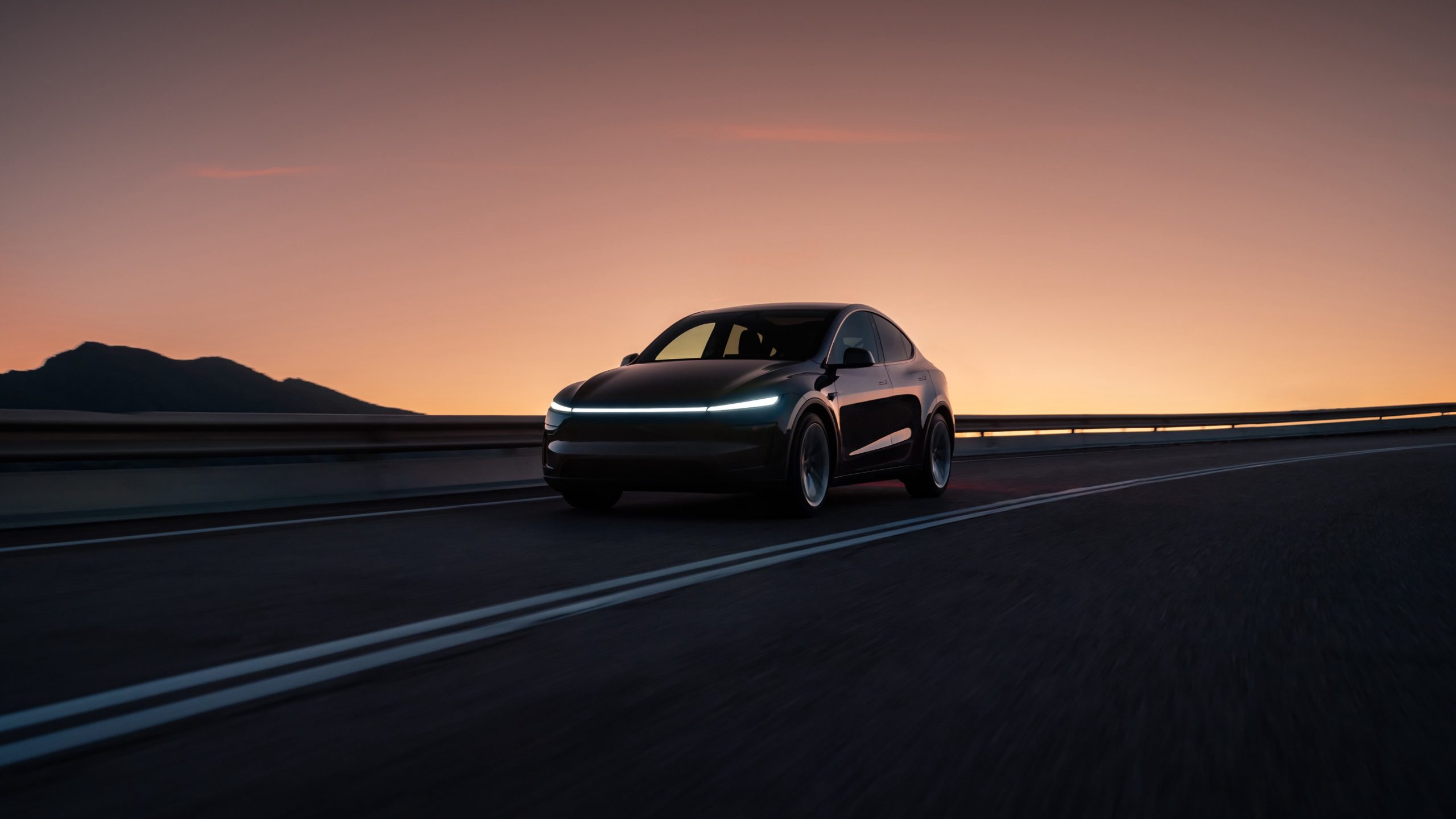 Tesla Extends Robotaxi Service Hours in Austin Amid Operational Adjustments