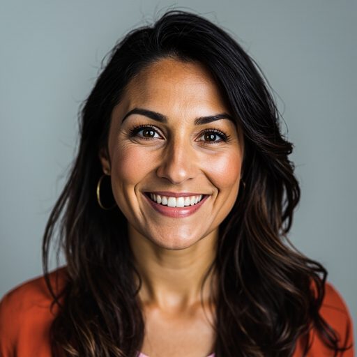 Nina Alvarez